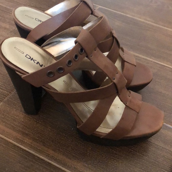 DKNY camel platform sandals size 9.5 - Picture 4 of 6